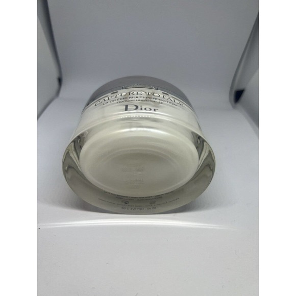 DIOR CAPTURE TOTALE LA CREME MULTI-PERFECTION TEXTURE UNIVERSAL 60ML/2 OZ NO BOX - Picture 3 of 8